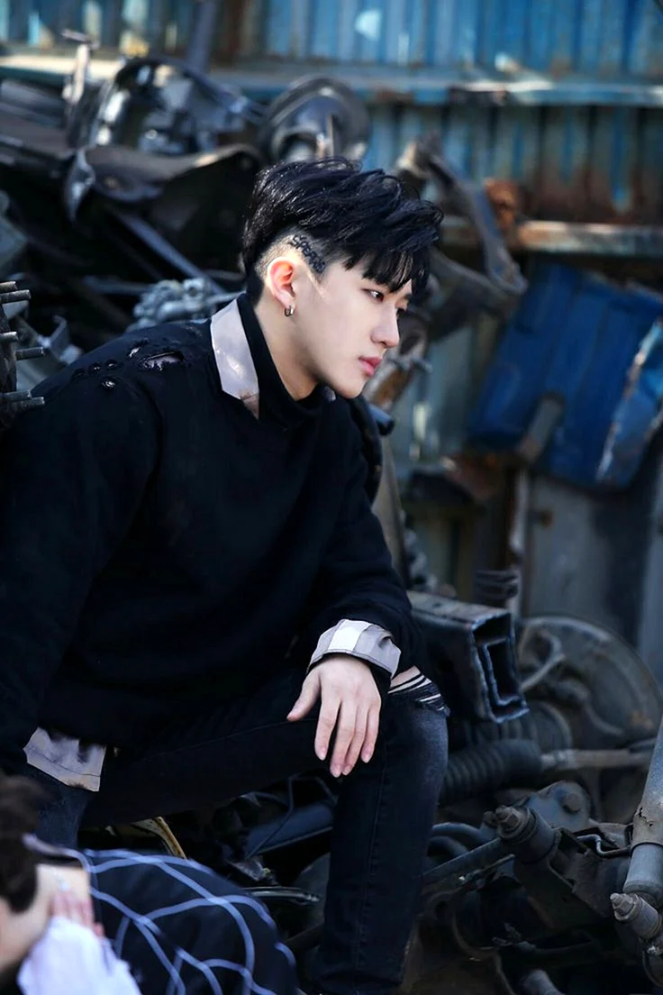 Stray Kids чанбин. SEO Changbin Stray Kids. Чанбин Stray Kids в профиль. Чанбин 2022.