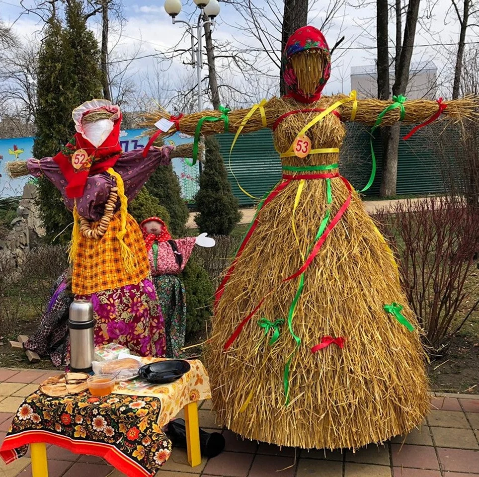 Баба на масленицу своими руками фото. Конкурс кукла-чучело " сударыня Масленица". Сударыня Масленица 2022 Майкоп. Масленичная кукла. Кукла Масленица.