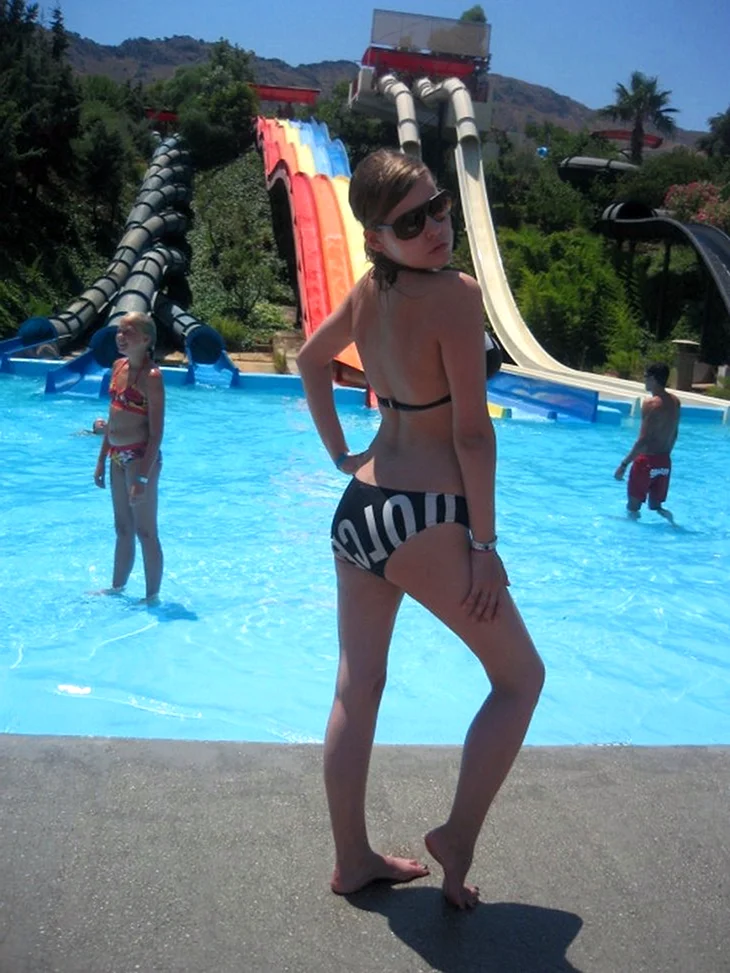 Alina Rin в купальнике