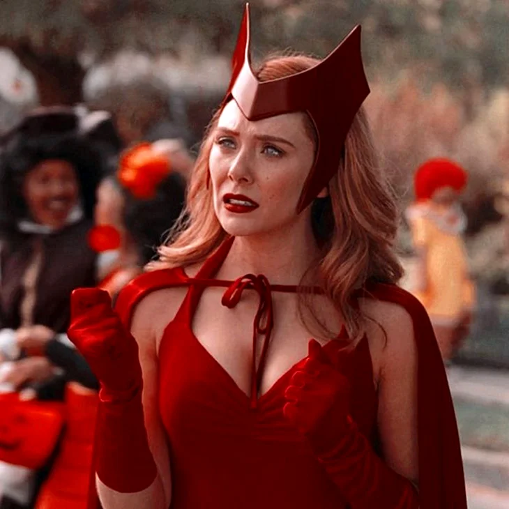 Elizabeth Olsen Scarlet Witch