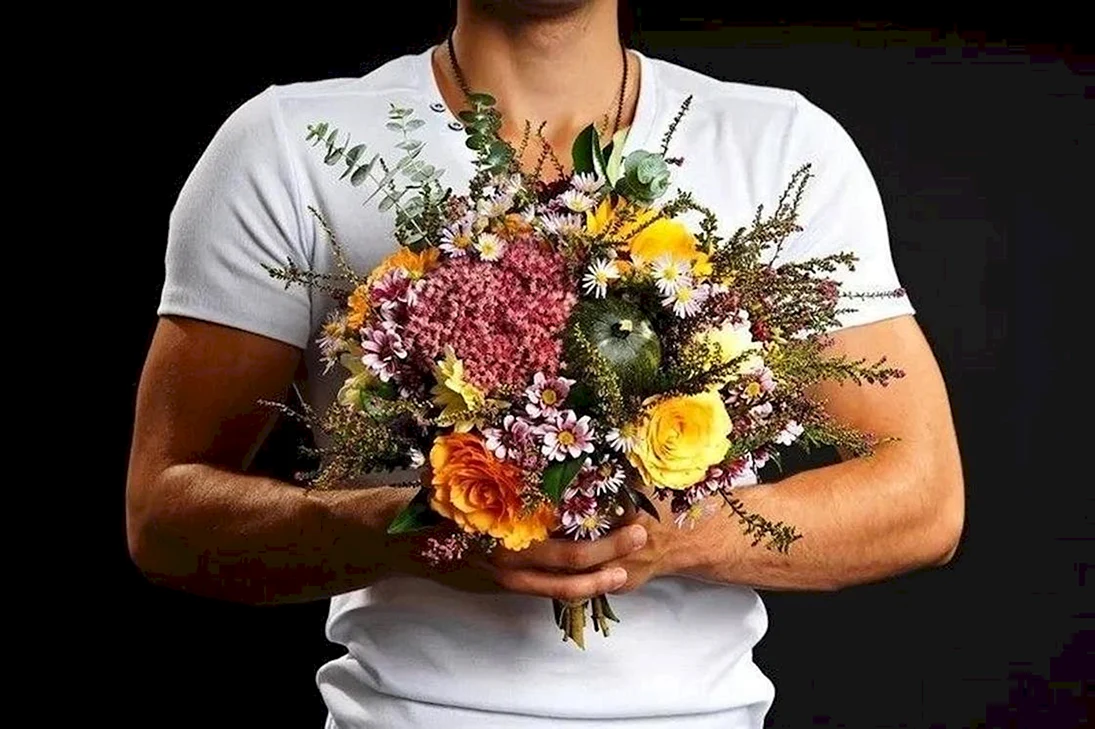 Мужчина с цветами