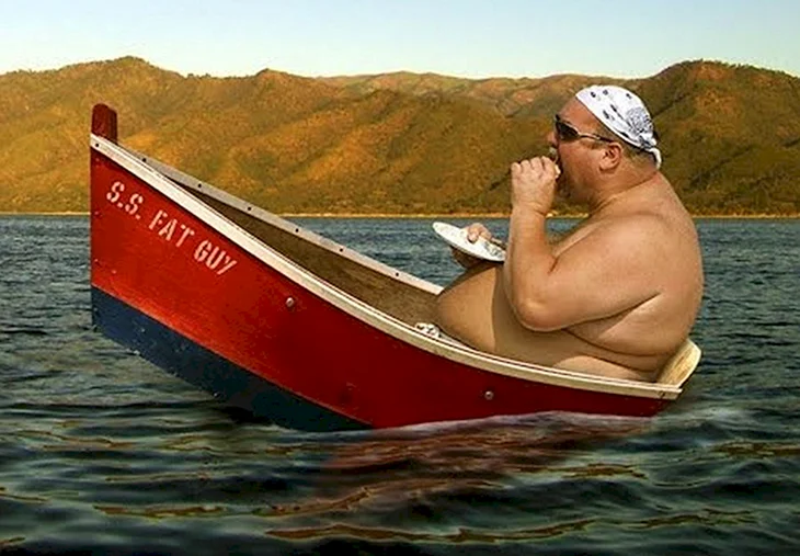 Мужик на лодке
